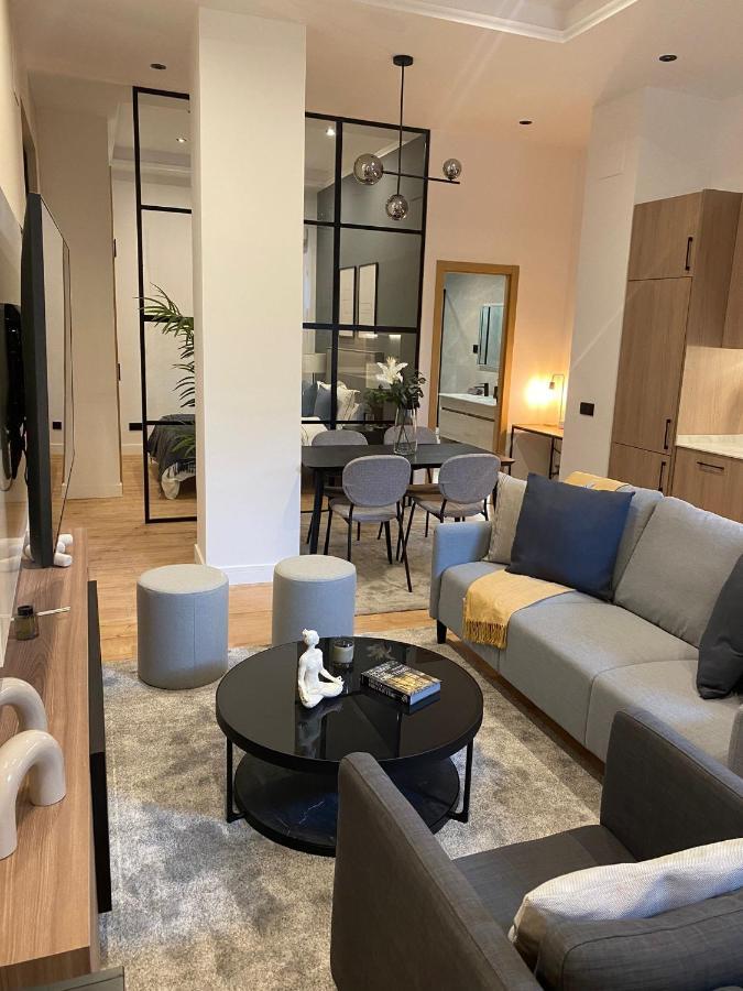 Exyca Embajadores Appartement Madrid Buitenkant foto