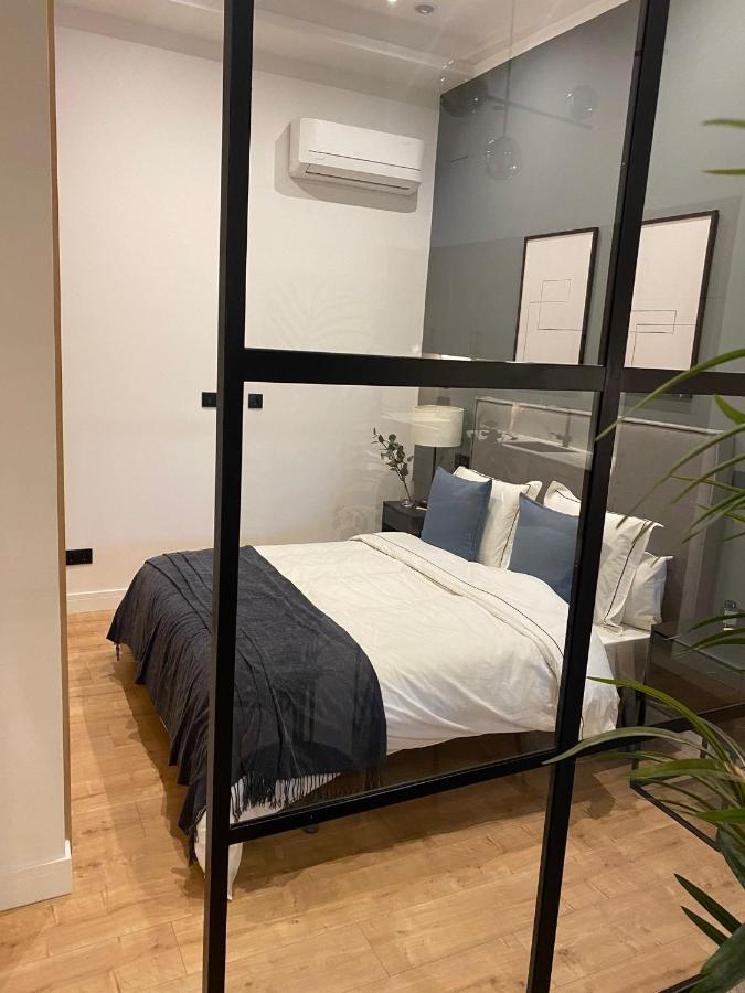 Exyca Embajadores Appartement Madrid Buitenkant foto